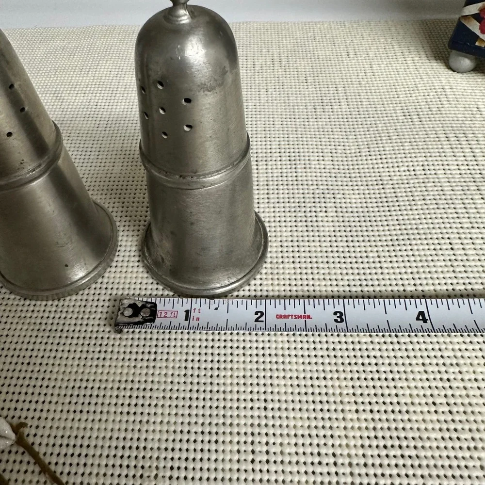 Woodbury Pewterers Genuine Pewter‎ Salt & Pepper Shakers Set  Vintage